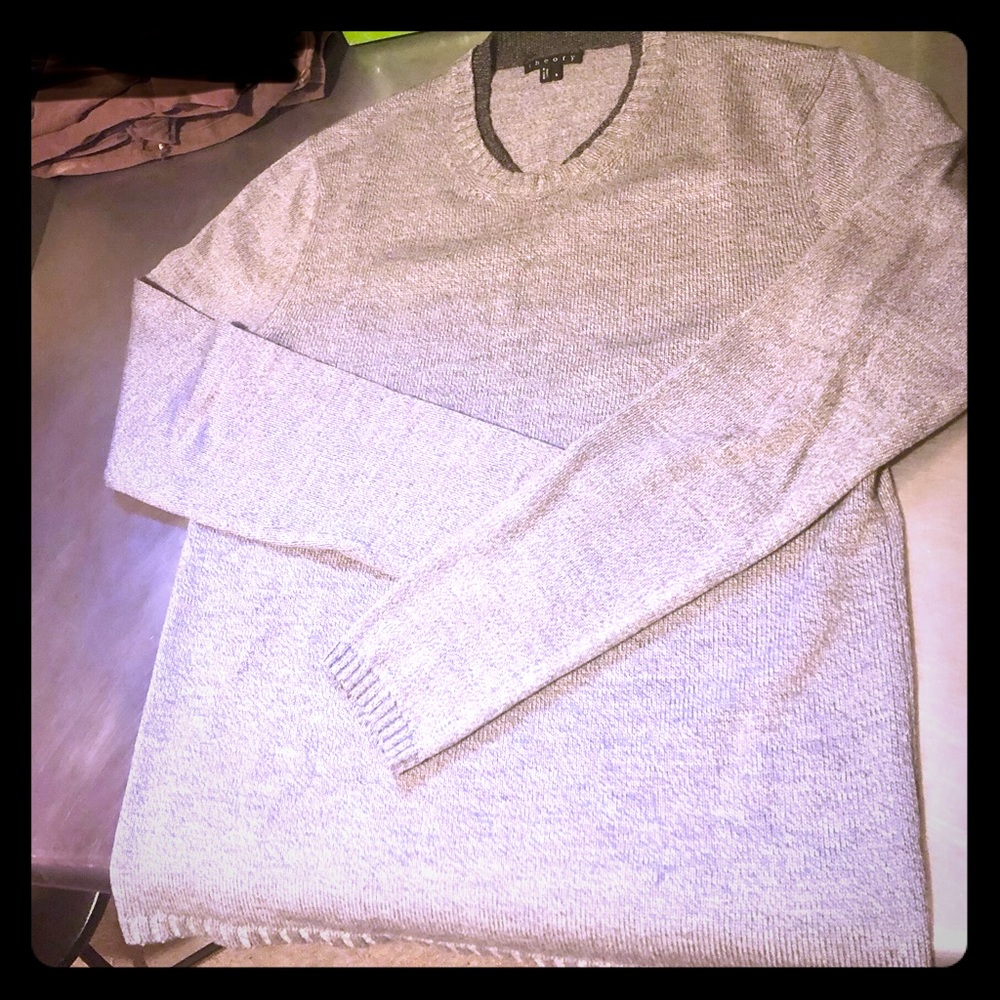 Men’s Theory grey sweater